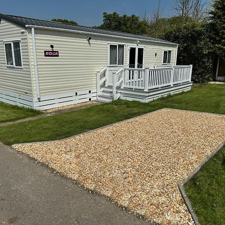 Rosa - Bournemouth Holiday Home Wimborne Minster Exterior foto
