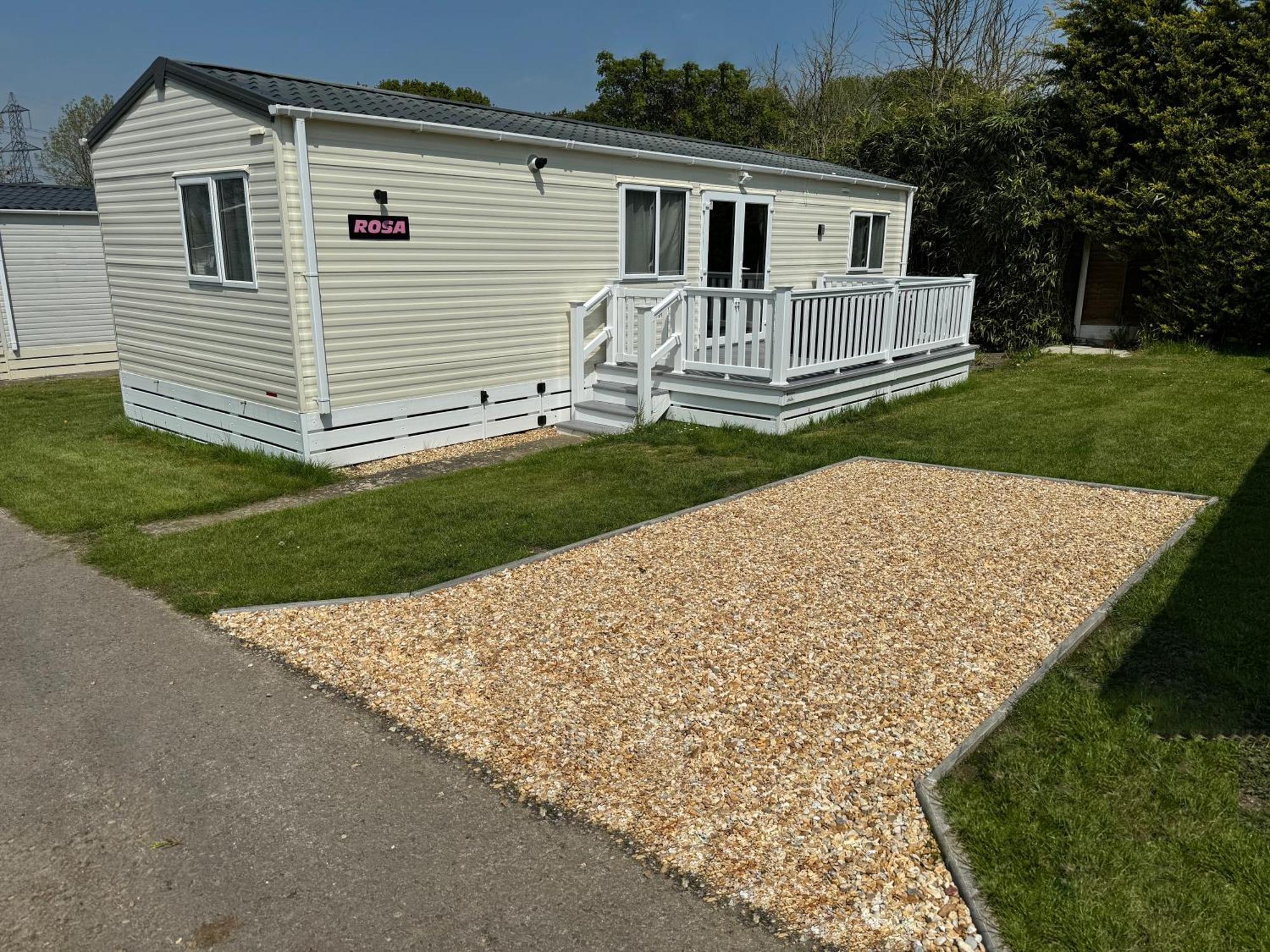 Rosa - Bournemouth Holiday Home Wimborne Minster Exterior foto